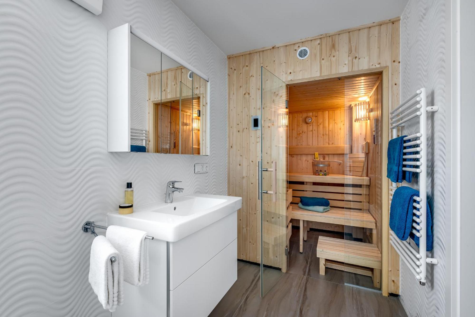 Brise- Direkt Am Wasser, Hafenblick, Fahrstuhl, Sauna, Ueberdachter Balkon Olpenitz Eksteriør bilde